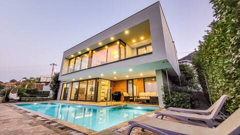 Yalikavak Seaside Villa with Private Pool