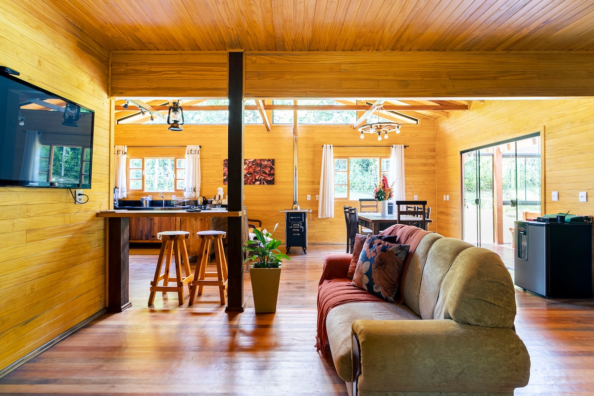 Anúncio popular: Beautiful house with gas shower and gourmet area em Alfredo Wagner