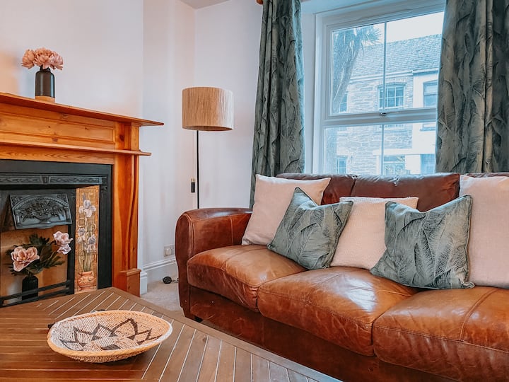 Twiga Cottage - Quiet Cosy 2 Bed - Heart Of Town - Newquay