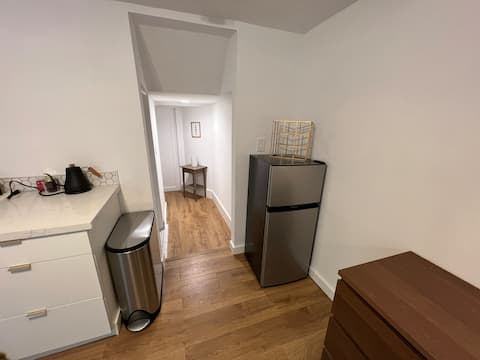 Successful Airbnb property: New convenient comfortable studio in Oakland
