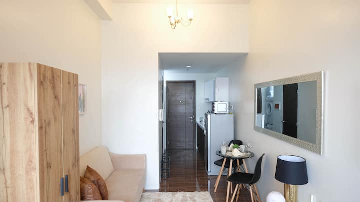 Cozy And Lovely New Studio In Makati (M33) - Manila