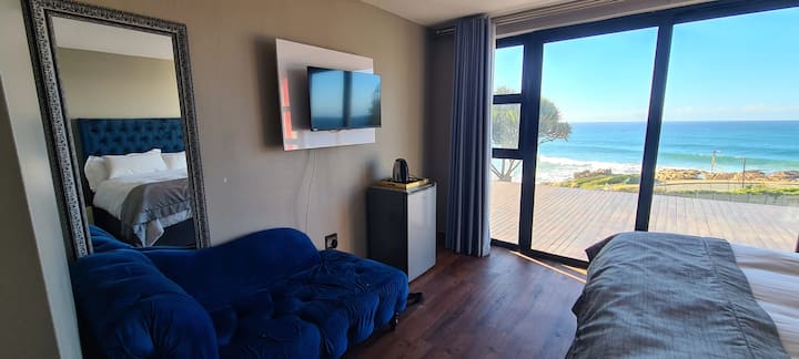 Nyumba ya 3 ina bafu lake (ensuite) na bahari inaangalia 