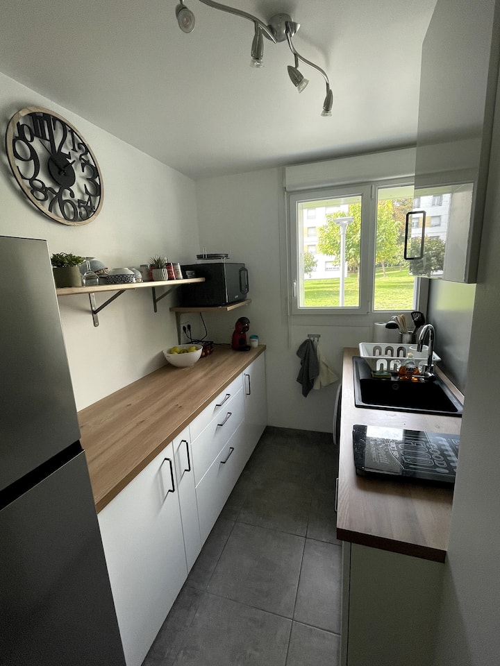 Chambre Privée, Rénovée Et Tout Confort - Pessac