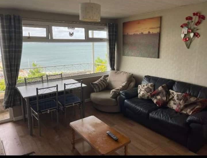 Brixham Flat Overlooking The Sea & On-site Parking - Brixham