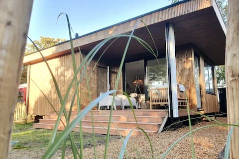 Vieflow Home, cottage behind the dunes