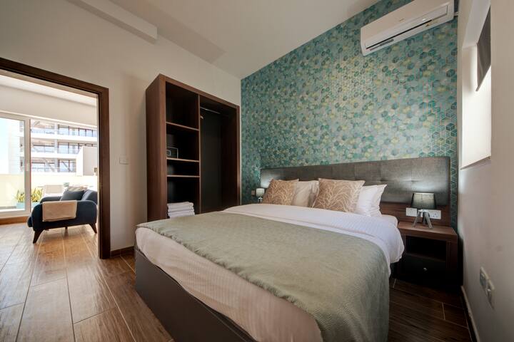 Tritoni Marina Gzira managed Airbnb listing 1