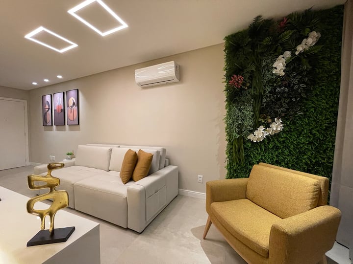Amazing brand-new 
3 bedrooms apartment!