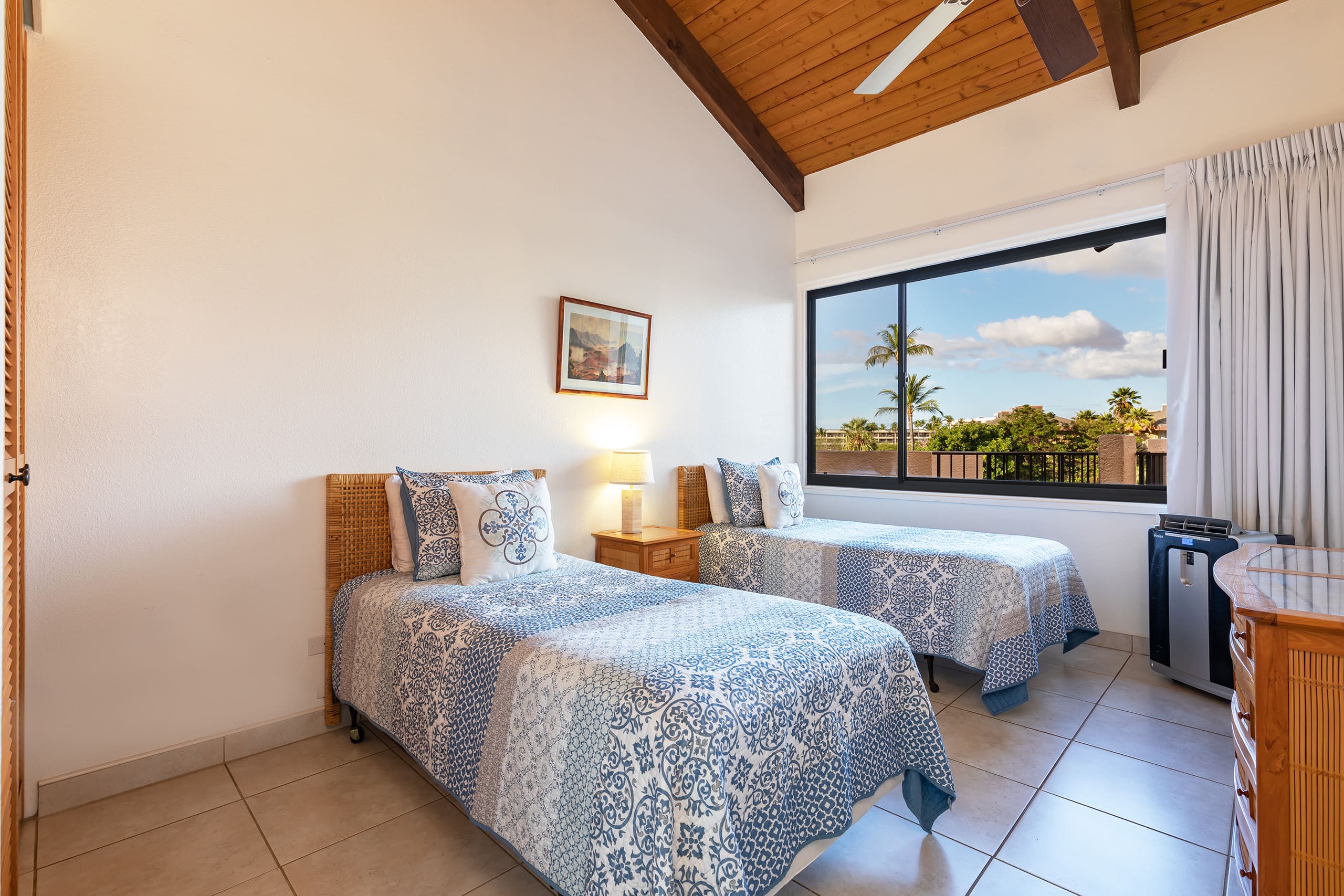 Condo in Kihei · ★4.82 · 2 bedrooms · 4 beds · 2 baths - Image 11