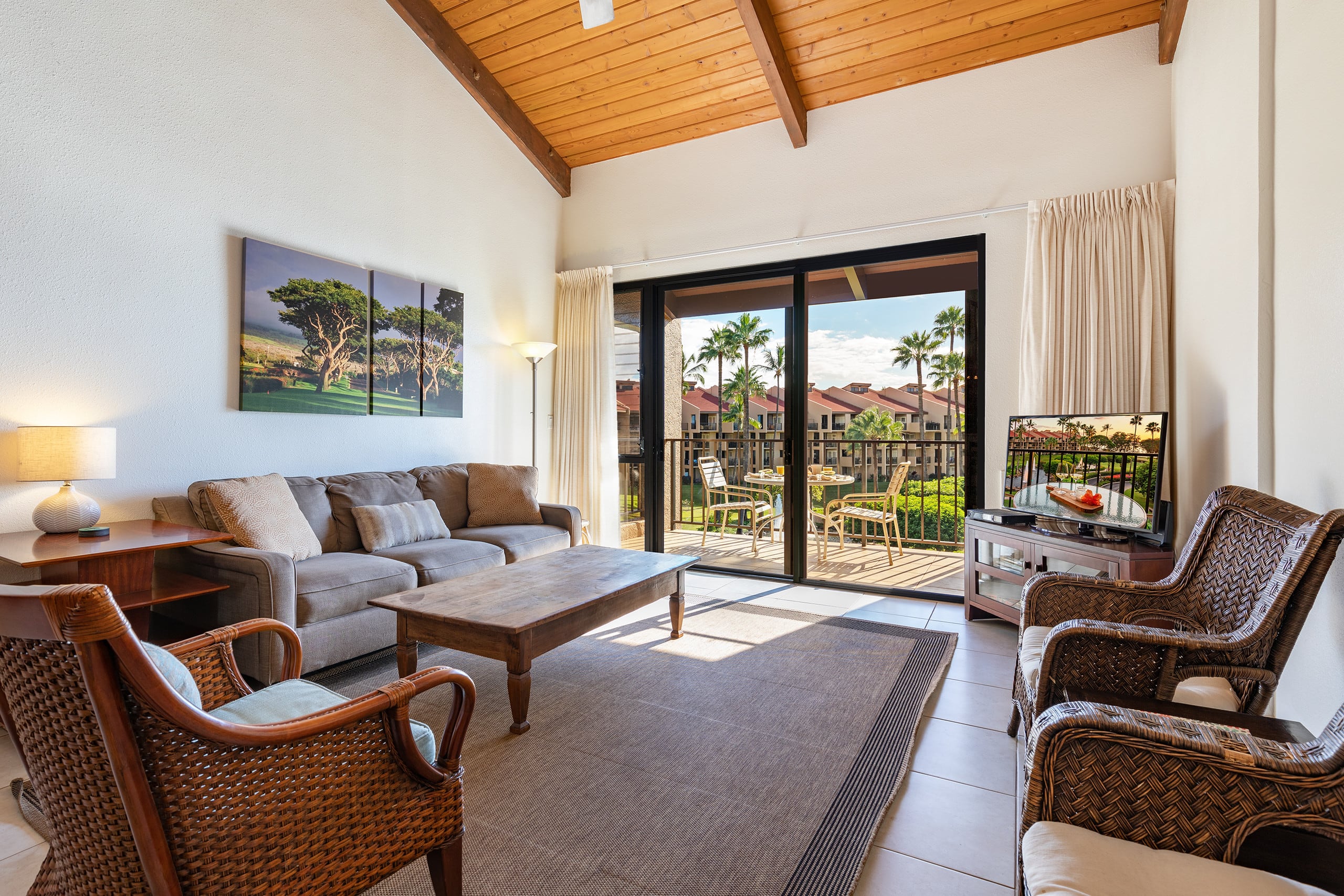Condo in Kihei · ★4.82 · 2 bedrooms · 4 beds · 2 baths - Image 4
