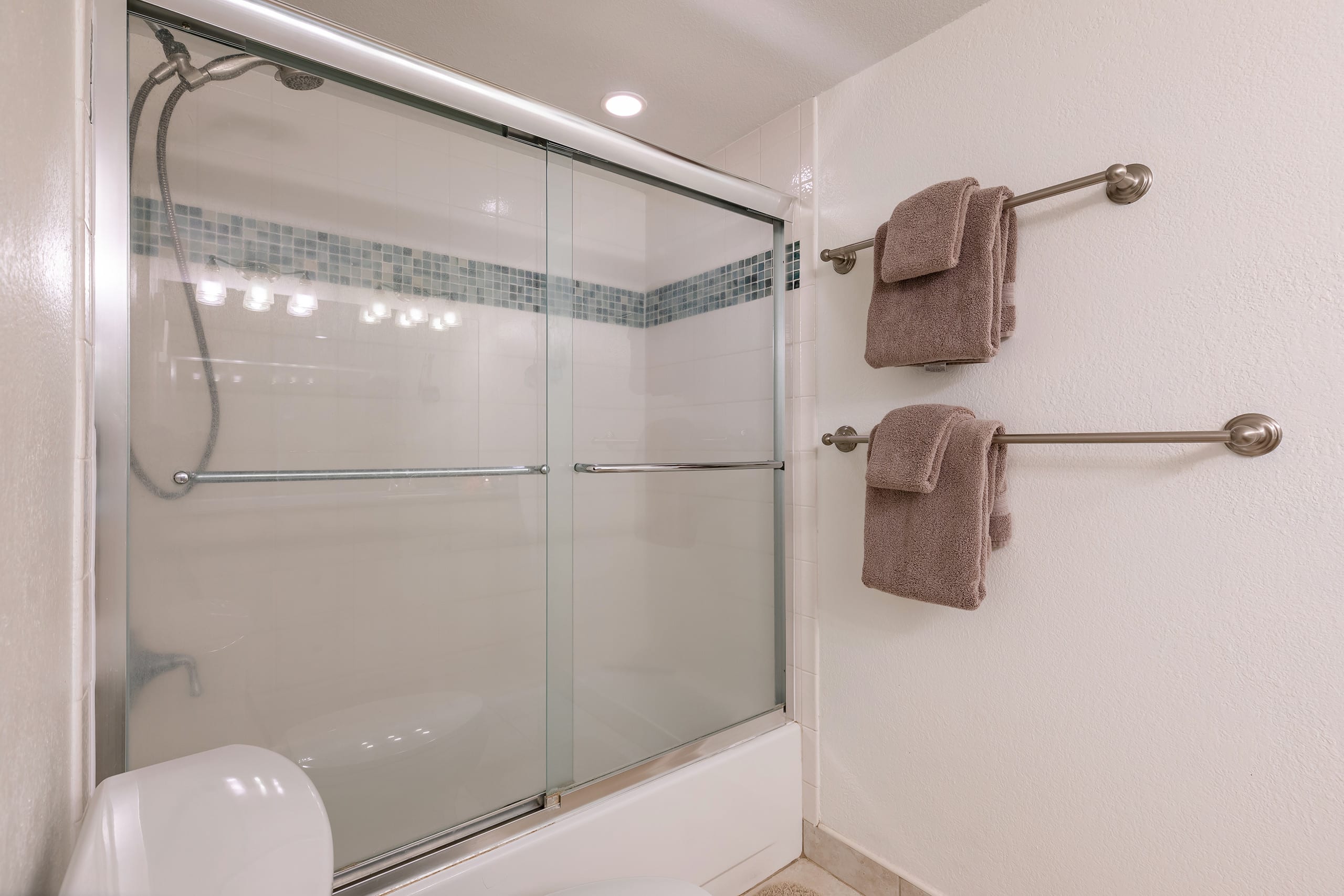 Condo in Kihei · ★4.82 · 2 bedrooms · 4 beds · 2 baths - Image 14