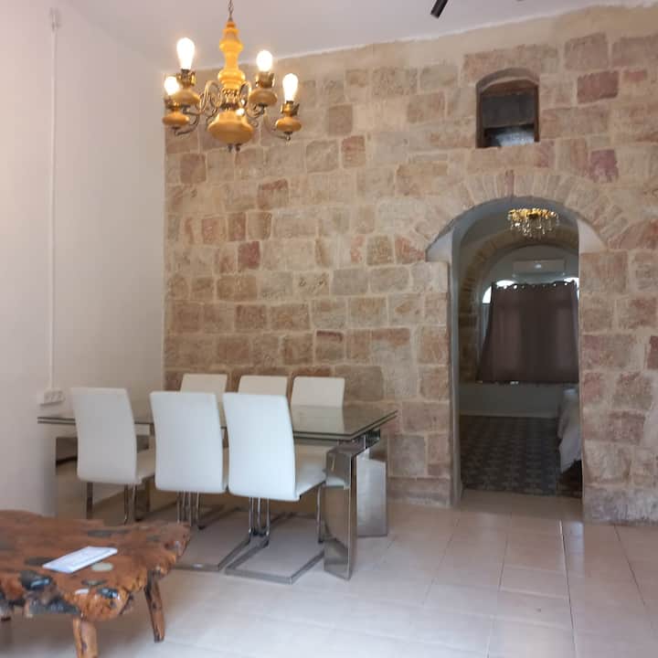 2 bedroom apartment in a historic building 5 Apartments for Rent in Jerusalem, Jerusalem