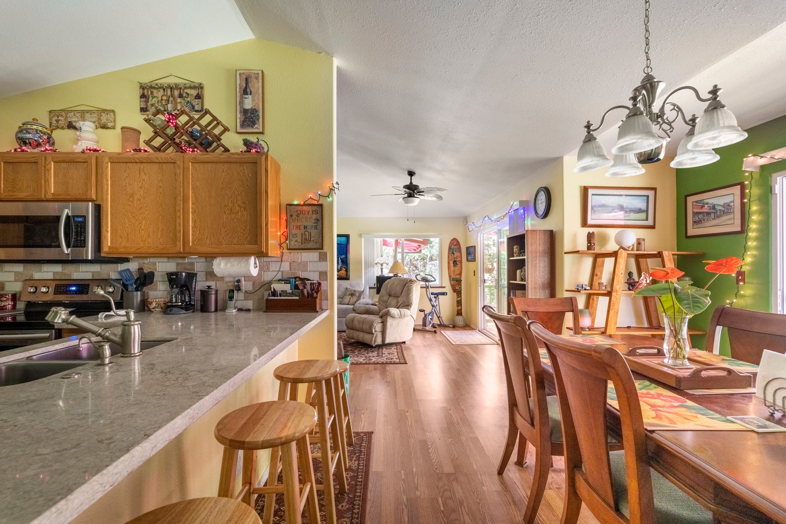 Home in Hawaii · ★4.98 · 1 bedroom · 1 bed · 1.5 private baths - Photo 18