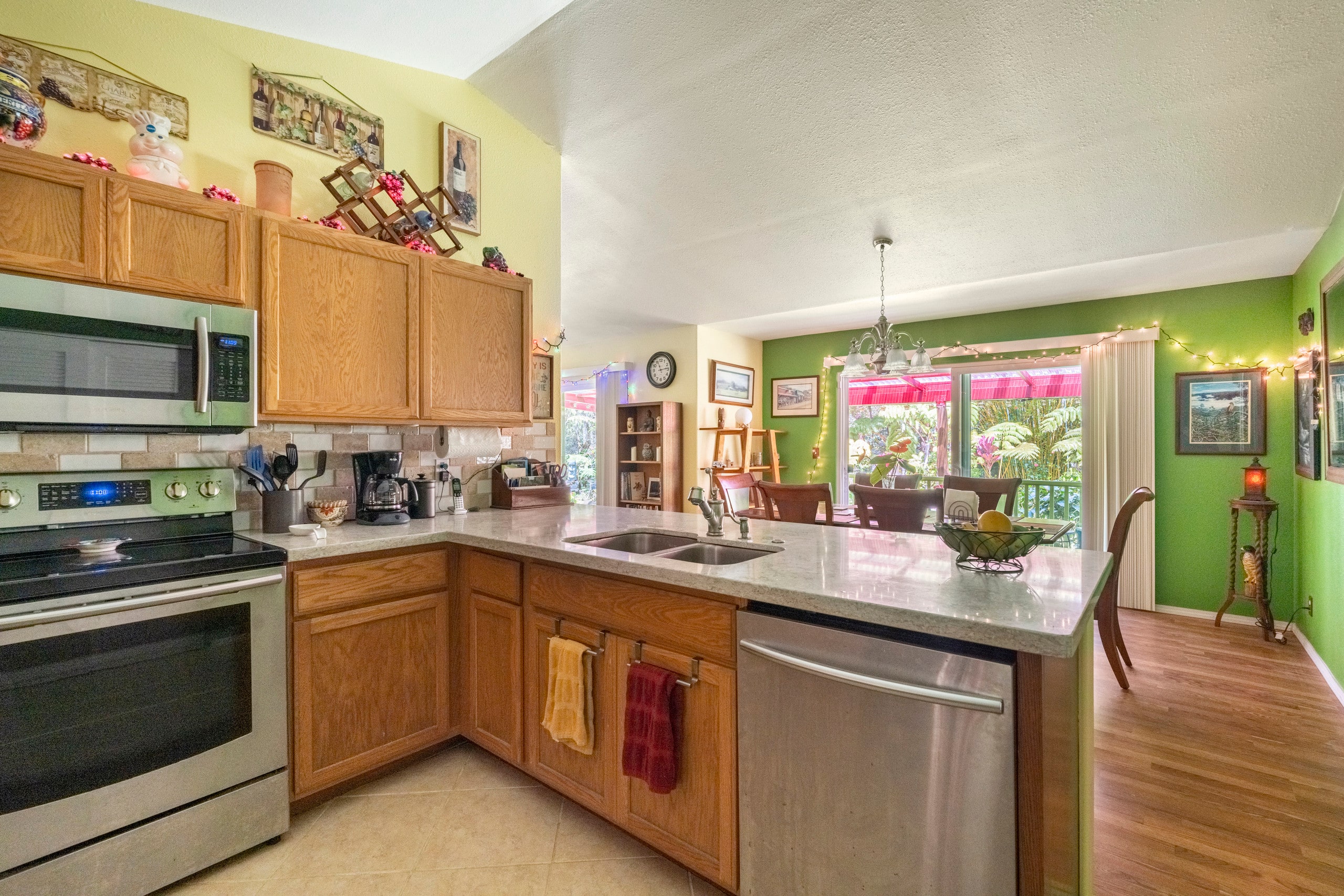 Home in Hawaii · ★4.98 · 1 bedroom · 1 bed · 1.5 private baths - Photo 15