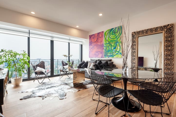 Stunning High-Rise Panoramic Apartment Polanco 3BD
