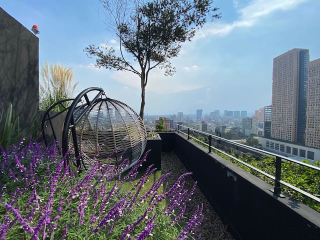 Stunning High-Rise Panoramic Apartment Polanco 3BD gallery image 4