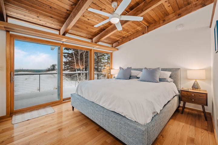 Wake up with the lake view in the master bedroom