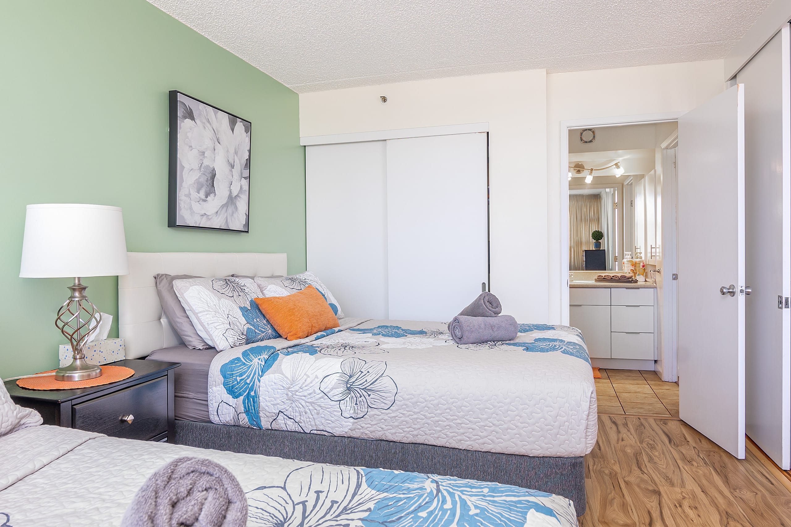 Condo in Honolulu · ★4.91 · 1 bedroom · 3 beds · 1 bath - Image 20