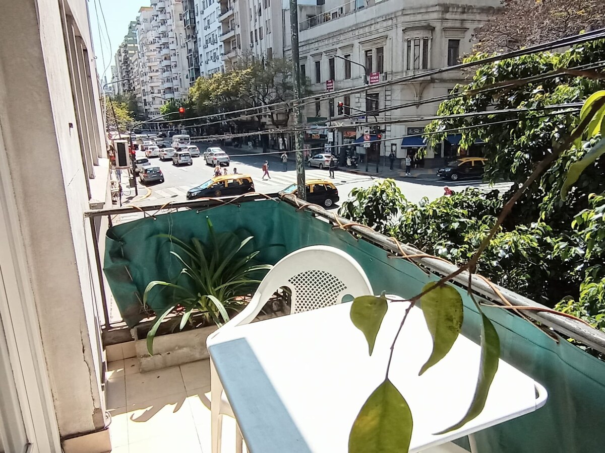 Departamento de 3 dormitorios en San Nicolás sobre Av. Callao