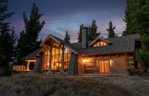 Fairytale log cabin - Homewood Forest Retreat
