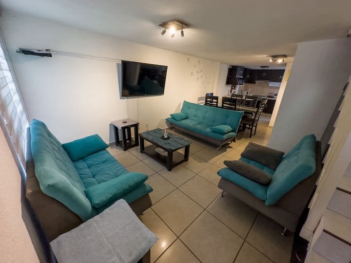Comfortable threebedroom house and parking Houses for Rent in Toluca