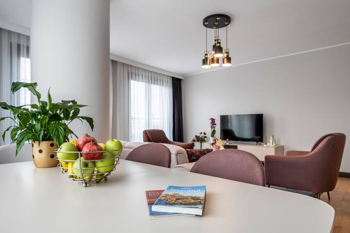 NEW Spacious 3 bedroom home in Istanbul gallery image 2