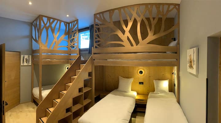 ベッド5台の寝室