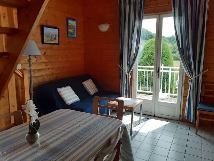 Joli Chalet En Pleine Nature Proche Des Commerces - Baume-les-Dames