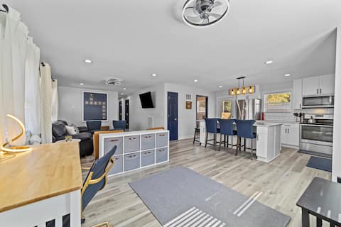 The Beech House - 3 BR 5 bed home - Downtown Gboro