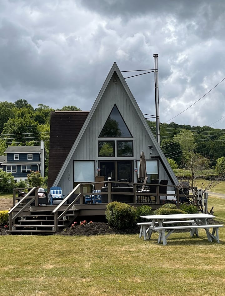 Top 10 Airbnb Vacation Rentals Near Skaneateles Lake, USA Trip101