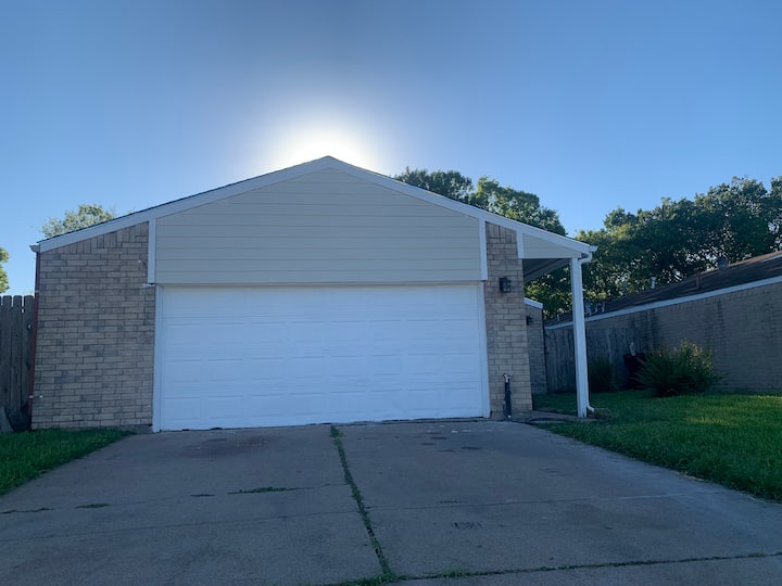 Beautiful cozy 1Bedroom Asian Town Houston Texas Houses for Rent in