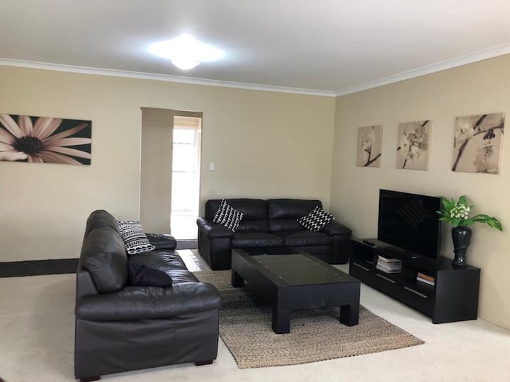Top 10 Airbnb Vacation Rentals In Bullsbrook, Australia Updated 2024