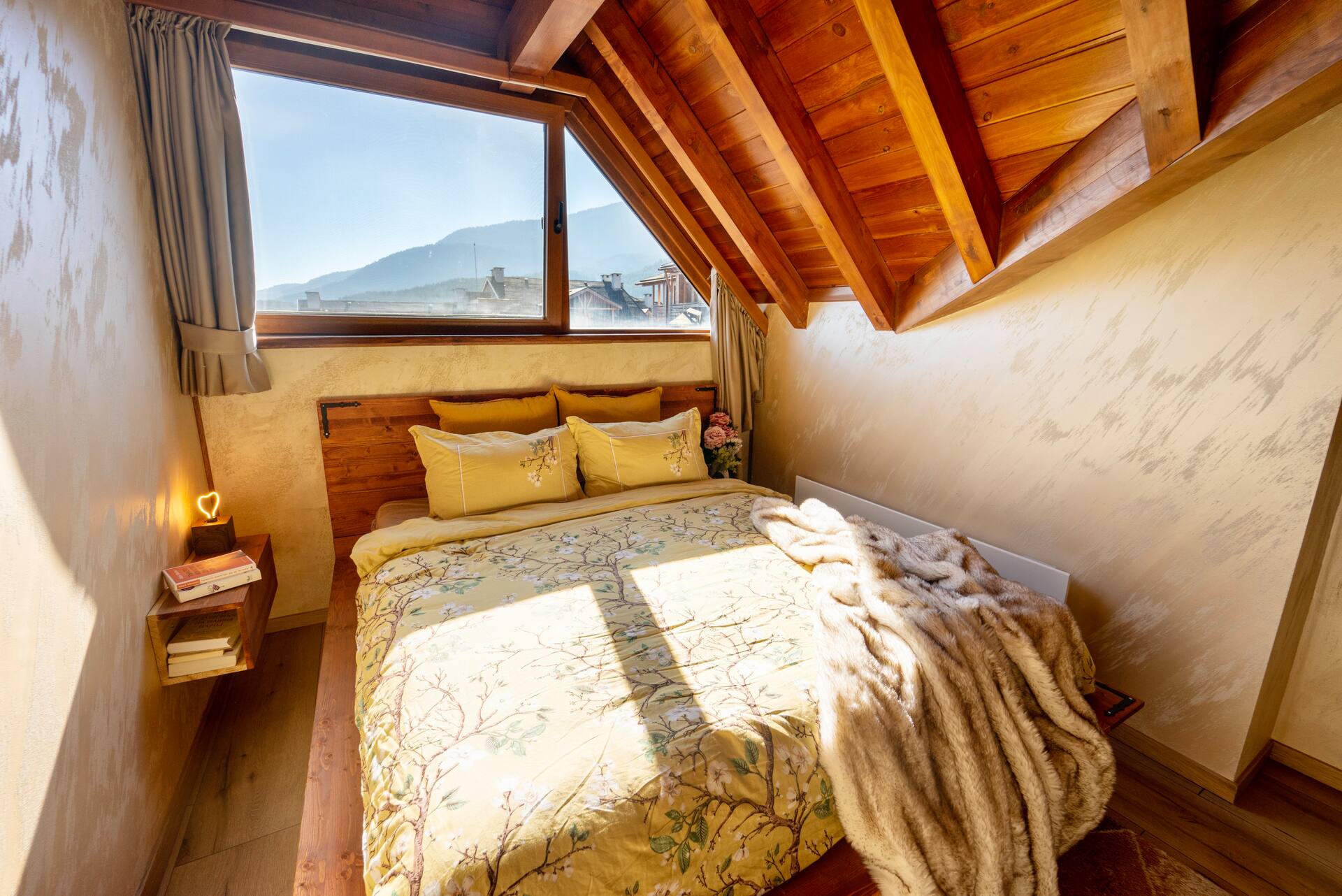 Penthouse 2-Bedrooms\ The Best View\ Free parking — photo 3
