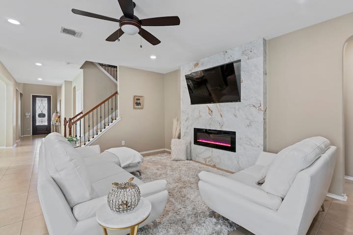 Serenity Home in the Heart of Austin