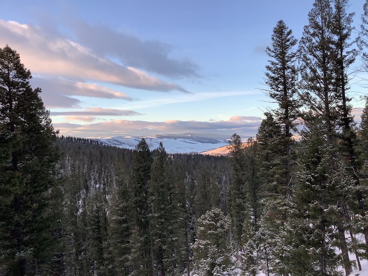 Skycroft West! Fun for all in Nature’s Beauty. Houses for Rent in