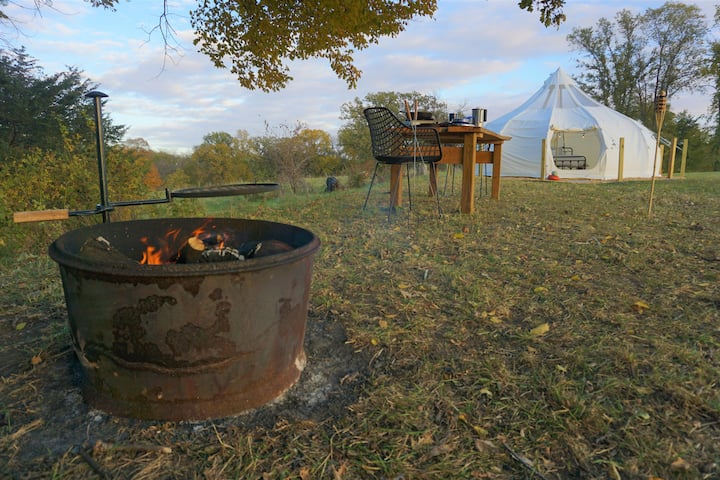 Relaxing galaxy bell tent getaway Tents for Rent in Perry Iowa