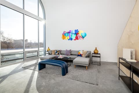 Popular Airbnb listing: Walk to Magnolia District | Above Dining + Shops in Fort Worth