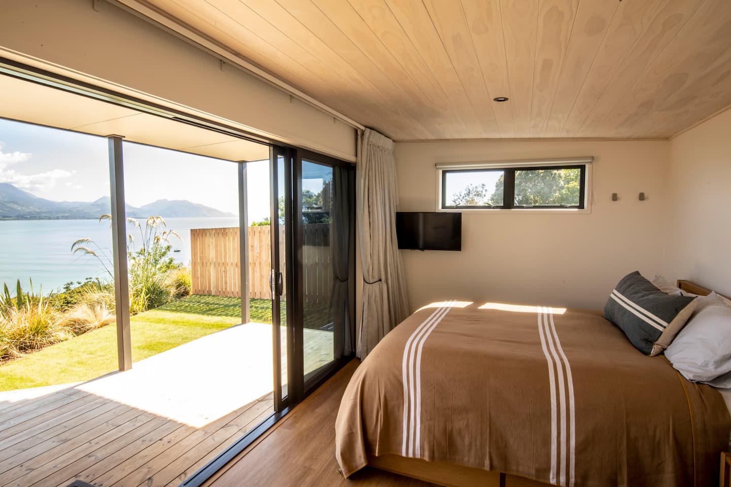Clifftop Cabins Kaikoura - Fyffe 2