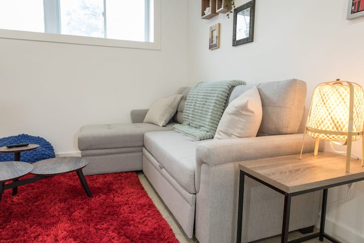 Charming And Cozy Lake Side Suite - Greater Sudbury