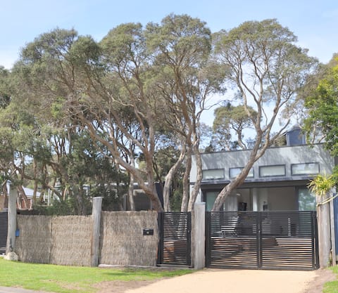 Top performing Airbnb: Studio Serenity Rye - location, beach, relaxing in Rye