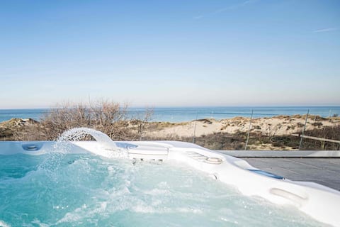 MALO – SEA VIEW – 15 people – Panoramic ROOF TOP