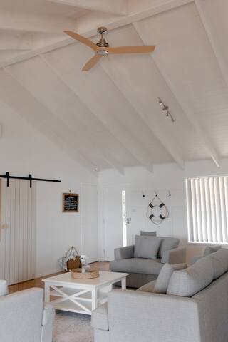 The Point Lake House Green Point gallery image 3