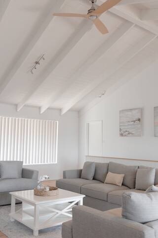 The Point Lake House Green Point gallery image 4