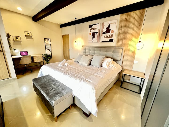 Luxury & cozy loft near Poblado KingBed 58"TV Lofts for Rent in