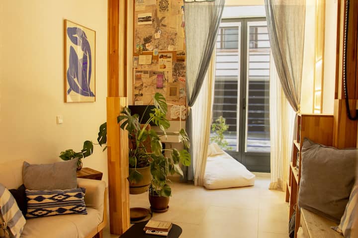 Design Studio-aparment At Sol, Madrid, City Center - Madrid