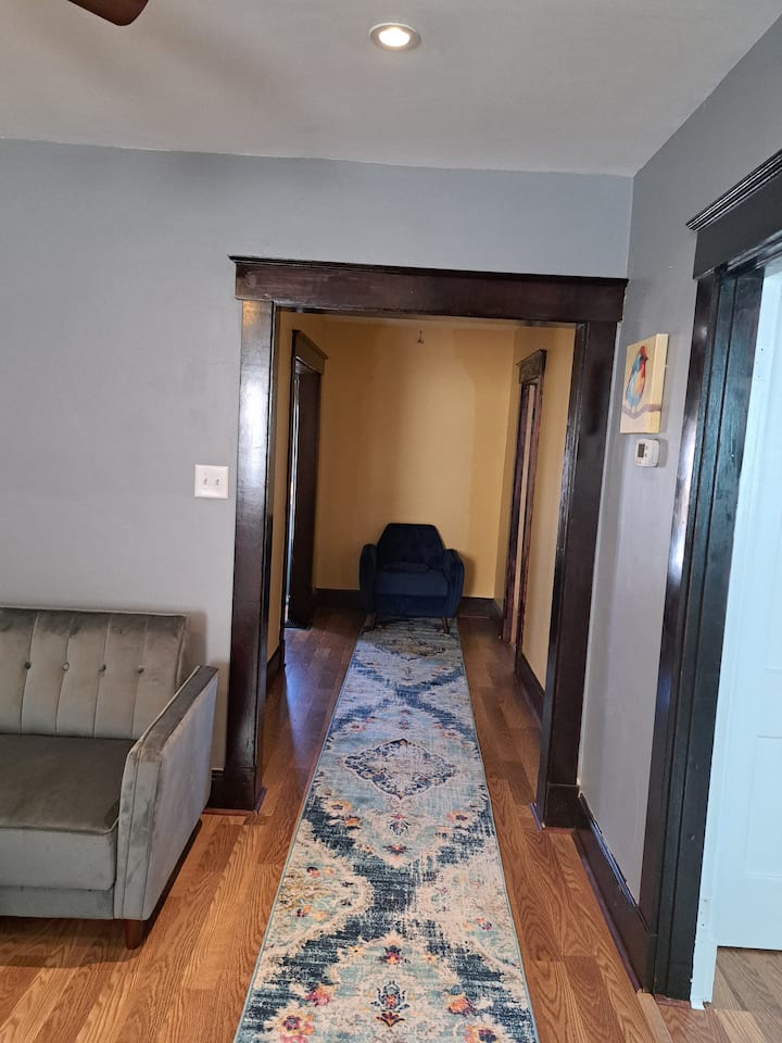 Cozy Vacation Home Close To Downtown - Ludlow, KY