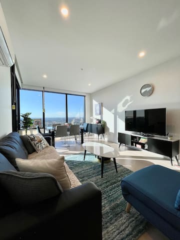 SkyGarden Gold-Skyhigh-Gem*1STUDY*2BD*2BH*PIANO