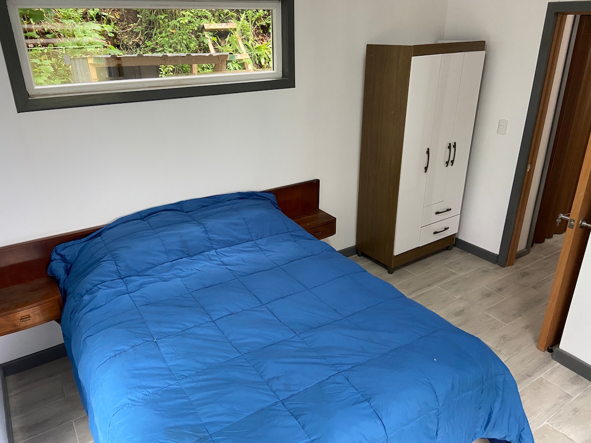 Парче 1, кревет 2 седишта