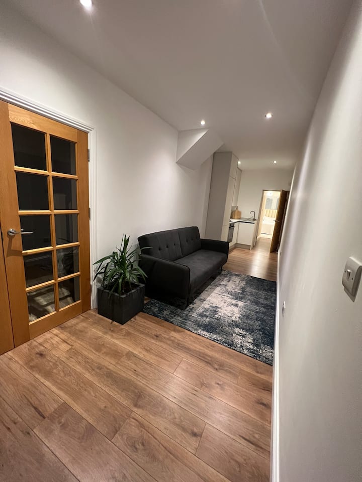 Brand New Modern One Bedroom Flat - Hayes
