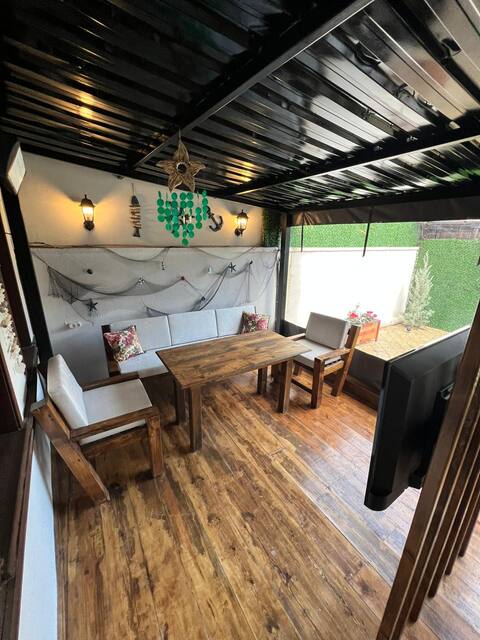 Mudanya Merkezde yaz Kış Bahçeli 1+1 otoparklı