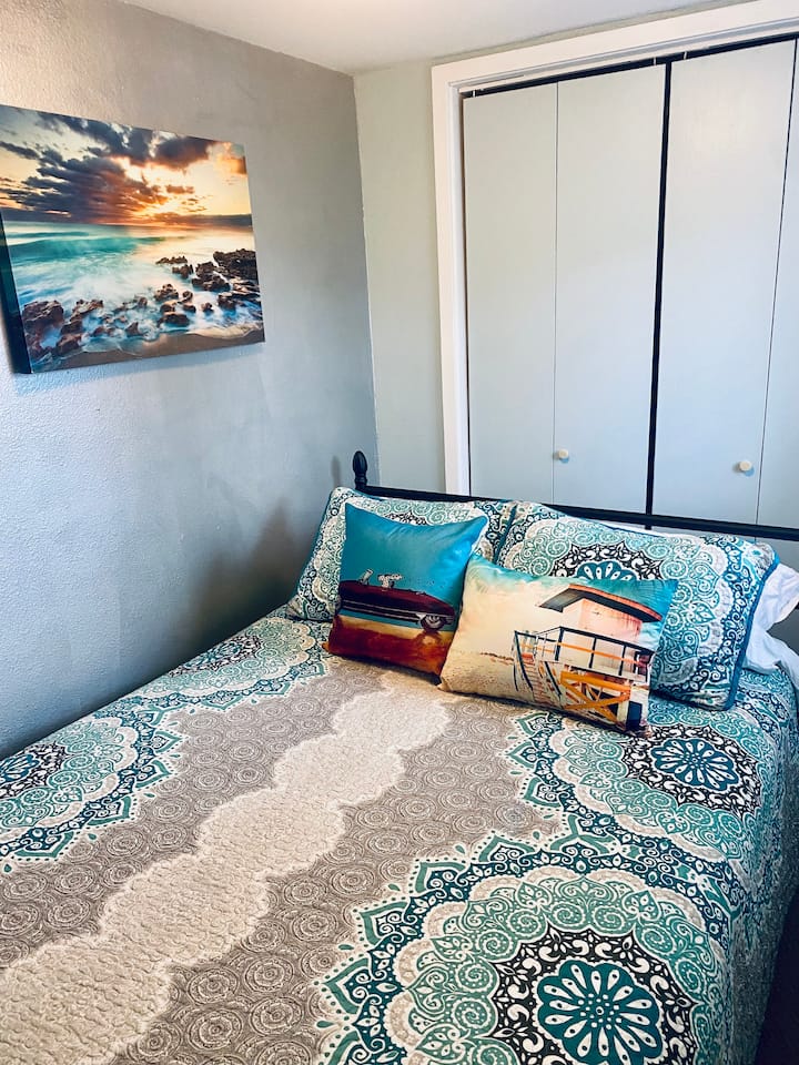 Dormitorio 5 -  1 cama doble.